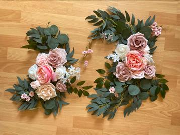 Kunstmatige bloemendecoratie beschikbaar voor biedingen