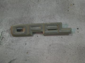 Inscription Opel de l'Ascona C de 1986