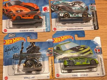 4 Hot wheels auto’s matel  beschikbaar voor biedingen