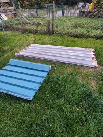 Gebruikte dakplaten 24 vierkante meter beschikbaar voor biedingen