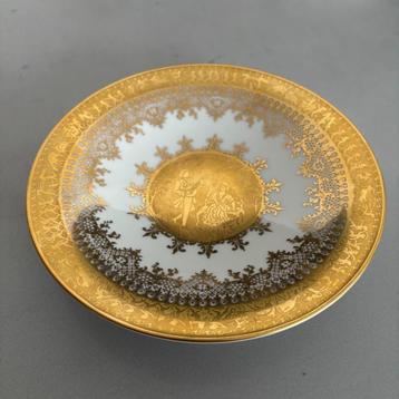Sierbord porcelain Karlsbader Wertarbeit beschikbaar voor biedingen