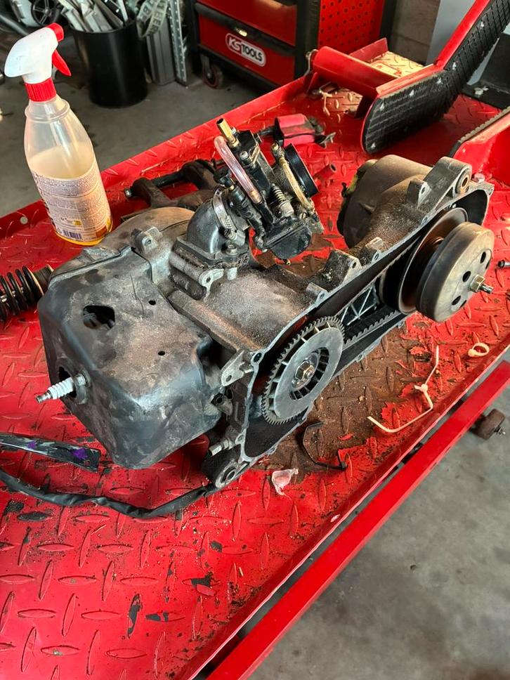 70cc zip blok, Fietsen en Brommers, Scooters | Piaggio, Zip, Ophalen