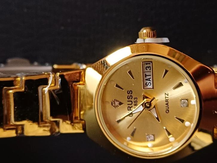 Twee mooie en nieuwe elegante dameshorloges., Handtassen en Accessoires, Horloges | Dames, Nieuw, Ophalen of Verzenden
