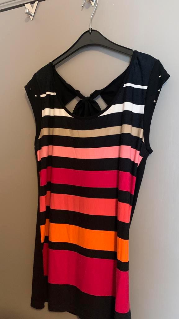 Lang dames zomer t-shirt maat 42/44, Kleding | Dames, Bodywarmers, Zo goed als nieuw, Maat 42/44 (L), Overige kleuren