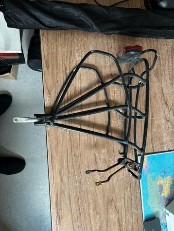 Divers pieces de vélo beschikbaar voor biedingen
