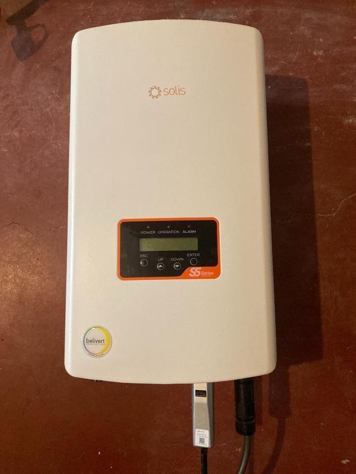 Solis omvormer 6kW 3p (model S5-GR3P6K-LV), Doe-het-zelf en Bouw, Zonnepanelen en Toebehoren, Zo goed als nieuw, Overige typen