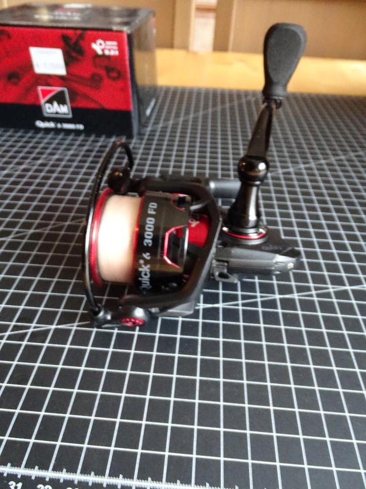 Vismolen DAM Quick 6 3000 FD, Watersport en Boten, Hengelsport | Algemeen, Zo goed als nieuw, Molen, Ophalen of Verzenden