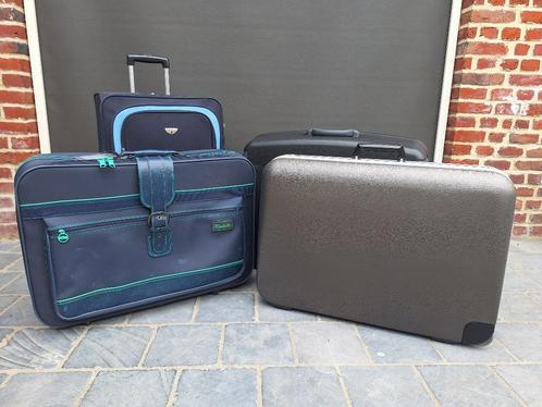 Grote reiskoffers op wielen, Handtassen en Accessoires, Koffers, Gebruikt, Overige materialen, 70 cm of meer, 55 cm of meer, Slot