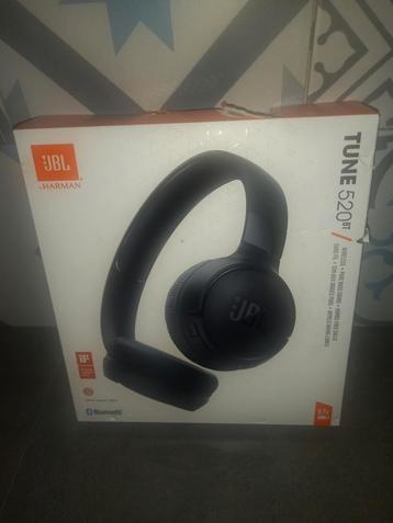 Jbl tune 520bt koptelefoon  beschikbaar voor biedingen