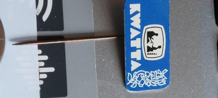 PSLK 0911 ÉPINGLES ET ÉPINGLES RELATIVES À LA NOURRITURE., Collections, Broches, Pins & Badges, Comme neuf, Insigne ou Pin's, Marque