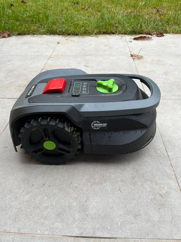 Grasrobot, Tuin en Terras, Robotmaaiers, Gebruikt, Minder dan 20 cm, Met regensensor, Ophalen