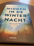 boek  Midden in de winternacht, Ophalen of Verzenden, Zo goed als nieuw, Nederland, Kristin Hannah