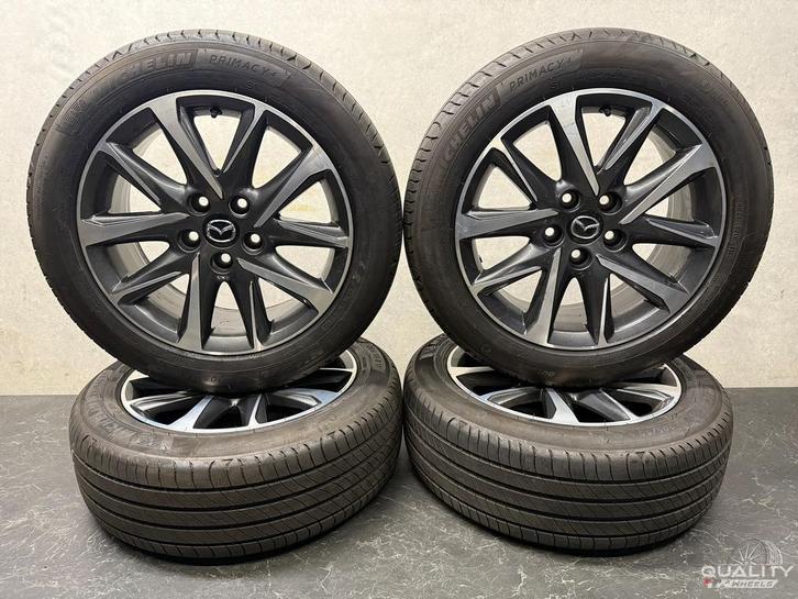 5x114,3 17" Mazda 3 2013+ Velgen + Banden 205/55/17 205/55R1, Auto-onderdelen, Banden en Velgen, Banden en Velgen, Zomerbanden