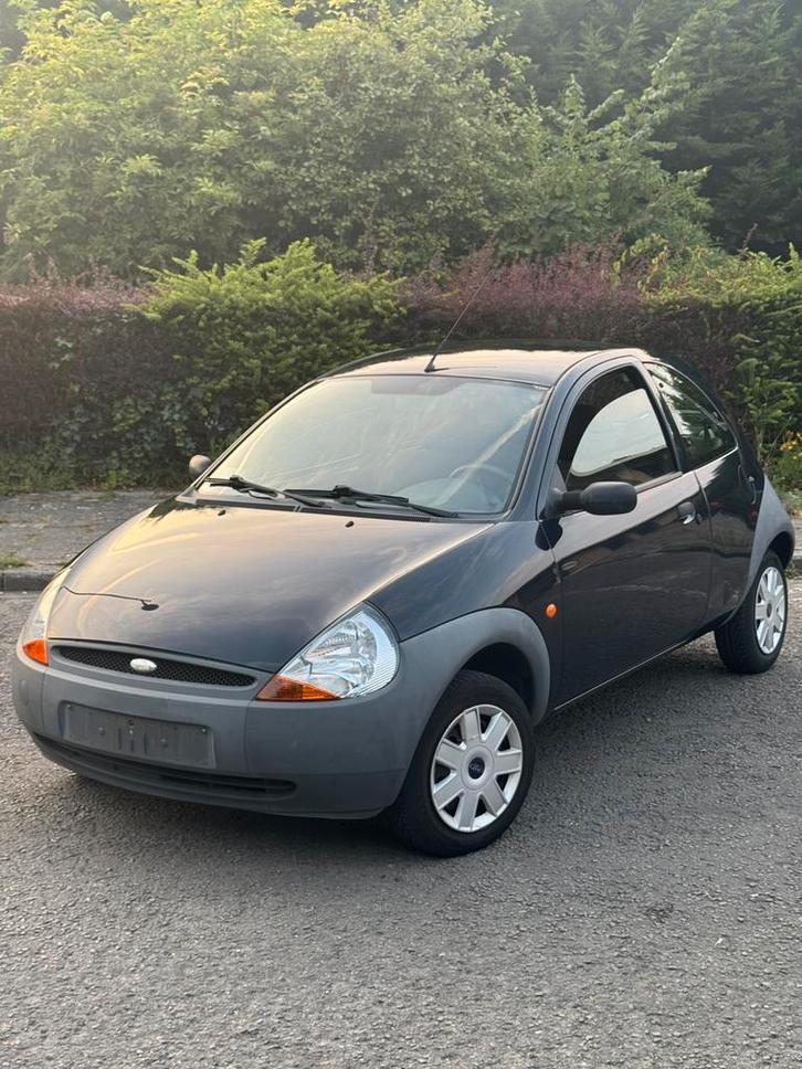 Ford ka klaar om te registreren, Auto's, Ford, Particulier, Benzine, Euro 4, Berline, 3 deurs, Handgeschakeld, Blauw, Grijs, Stof