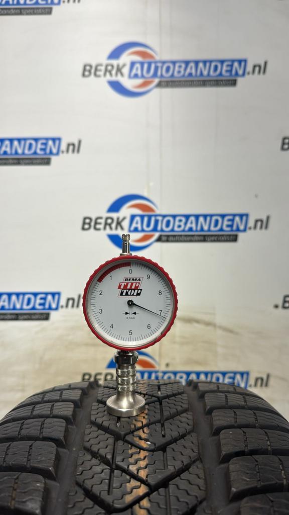 2x Pirelli Sottozero 3 RFT 225/45 R18 95V XL 225/45/18 22545, Auto-onderdelen, Banden en Velgen, Band(en), Winterbanden, 18 inch