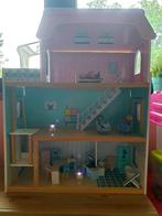 Houten poppenhuis, Kinderen en Baby's, Ophalen, Zo goed als nieuw, Poppenhuis