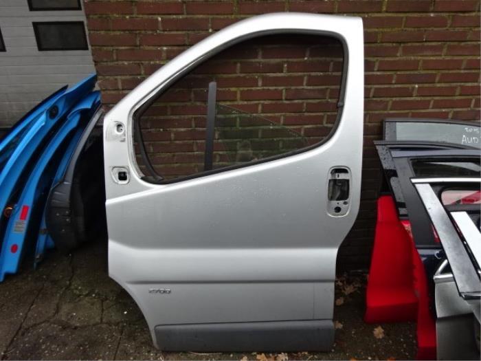 Portier 2Deurs links van een Opel Vivaro, Auto-onderdelen, Carrosserie, Deur, Opel, Gebruikt, 3 maanden garantie, Ophalen of Verzenden