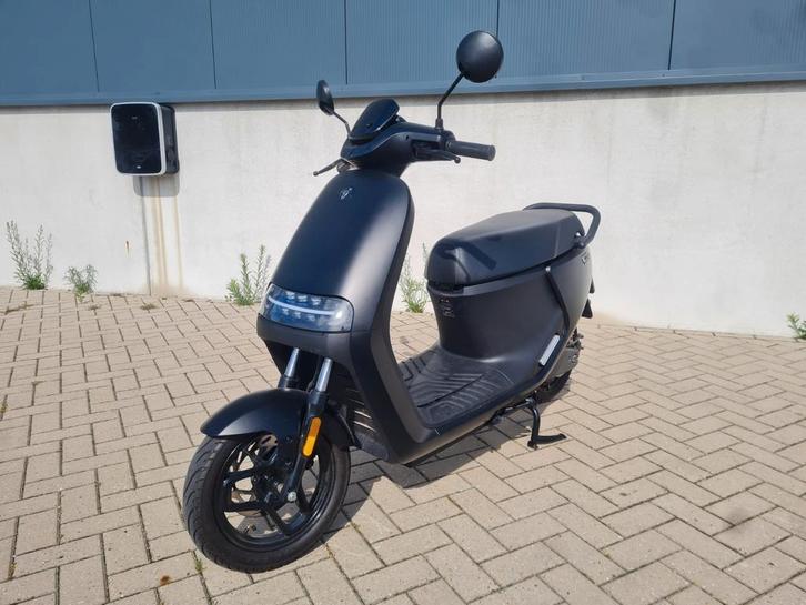 Segway E110SE Launch Edition 803km B-klasse Z.G.A.N., Fietsen en Brommers, Scooters | Overige merken, Zo goed als nieuw, Klasse B (45 km/u)
