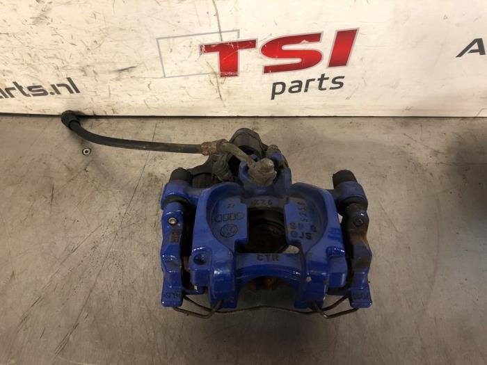 Remklauw (Tang) rechts-achter van een Volkswagen Golf, Auto-onderdelen, Remmen en Aandrijving, Volkswagen, Gebruikt, 3 maanden garantie