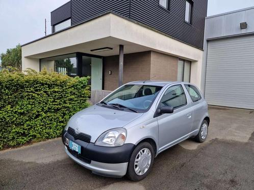 Toyota Yaris 1.0i *41.500Km*, Auto's, Toyota, Bedrijf, Te koop, Yaris, Airbags, Centrale vergrendeling, Metaalkleur, Radio, Startonderbreker