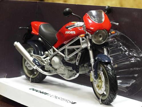 Ducati Monster S4 rood 1:12 43713 doos is niet fraai, Hobby & Loisirs créatifs, Voitures miniatures | 1:5 à 1:12, Neuf, Moteur