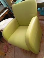 Fauteuils met wielen onder 3 stuks, Ophalen, Gebruikt