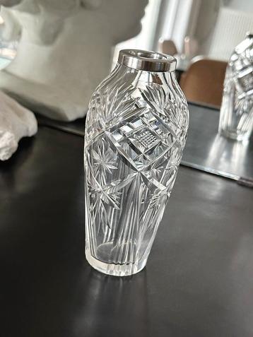 Vase soliflore cristal et argent Val Saint Lambert beschikbaar voor biedingen