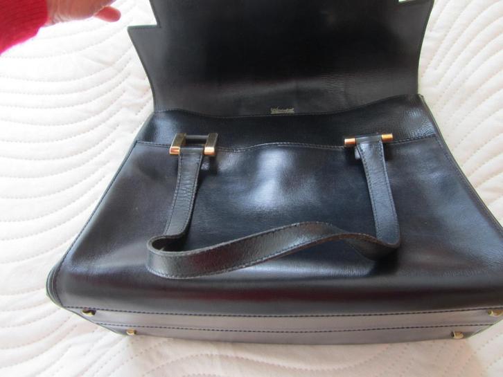 DELVAUX Sac vintage marine siglé, Bijoux, Sacs & Beauté, Sacs | Sacs Femme, Envoi