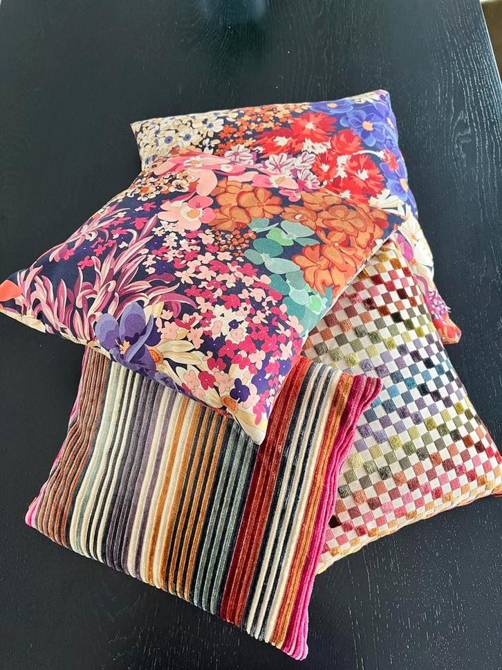 Missoni Kussens, Huis en Inrichting, Woonaccessoires | Kussens, Gebruikt, Overige kleuren, Rechthoekig, Ophalen of Verzenden