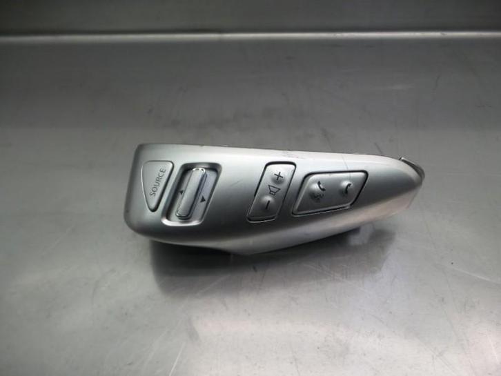 COMMANDE DE RADIO AU VOLANT Nissan Note (E12), Autos : Pièces & Accessoires, Tableau de bord & Interrupteurs, Nissan, Utilisé