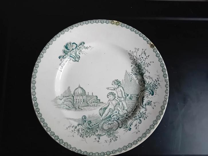 Oud Saint Amand bord, Antiek en Kunst, Antiek | Keramiek en Aardewerk, Ophalen of Verzenden