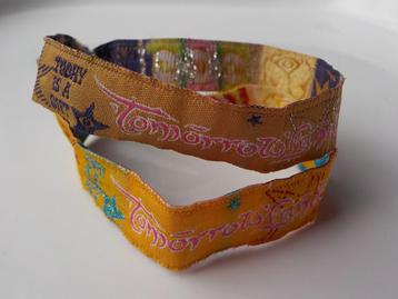 zelzame Tomorrowland 2012 Belgium bracelets wristbands beschikbaar voor biedingen