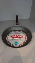Poêle Ballarini - Thermobasic, Maison & Meubles, Cuisine | Casseroles & Poêles, Neuf, Aluminium, Plaque céramique, Enlèvement