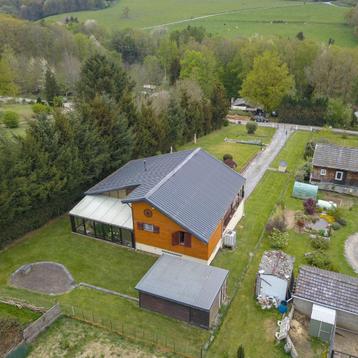 Rustig gelegen woning+garage en tuin, te Hastière bij Dinant