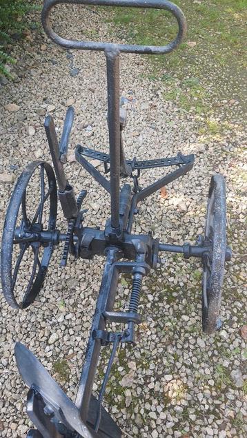 Ancienne charrue, Enlèvement, Utilisé