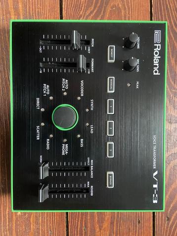 Roland Aira VT-3 voice transformer with Deck saver, Musique & Instruments, Effets, Enlèvement ou Envoi, Comme neuf, Multi-effet