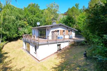 Rustig gelegen woonhuis met uniek uitzicht in de Eifel, 134 m², Maison d'habitation, Allemagne, Campagne