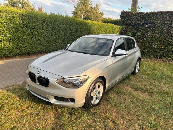 BMW 116i Automaat – 2012 – 153.002 km - Blanco Gekeurd, Auto's, BMW, Bedrijf, 1 Reeks, ABS, Airbags, Airconditioning, Alarm, Boordcomputer