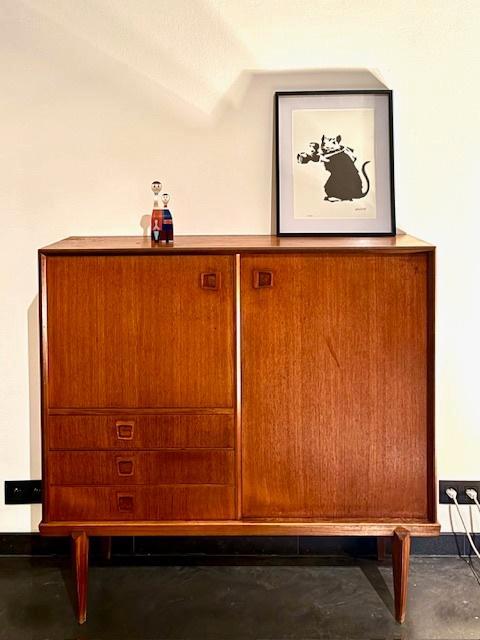 Buffet vintage Oswald Vermaercke, Antiquités & Art, Antiquités | Meubles | Armoires, Enlèvement