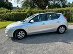 Hyundai I30 1.6i automatische export, Auto's, Stof, 4 cilinders, Bedrijf, 5 zetels