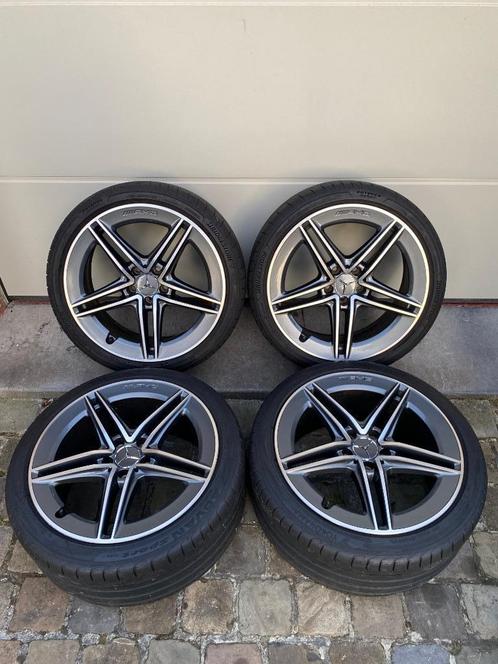Mercedes AMG c63s velgen + banden w205, Auto-onderdelen, Banden en Velgen, Velg(en), Zomerbanden, 19 inch, Personenwagen, Ophalen