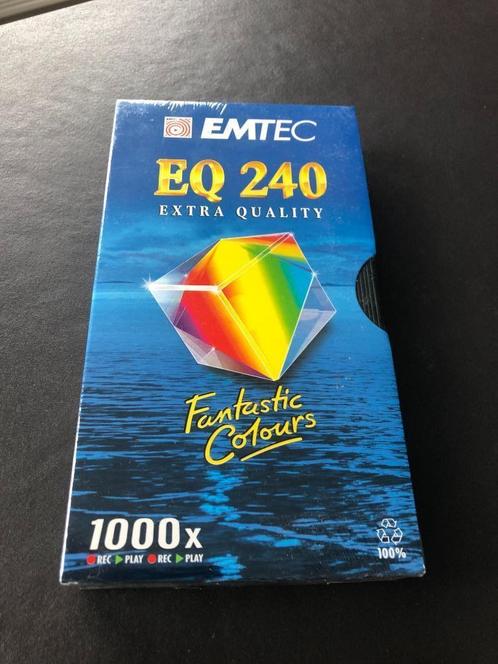 EMTEC EQ 240 VHS-cassette, CD & DVD, VHS | Film, Neuf, dans son emballage, Autres genres, Tous les âges, Enlèvement
