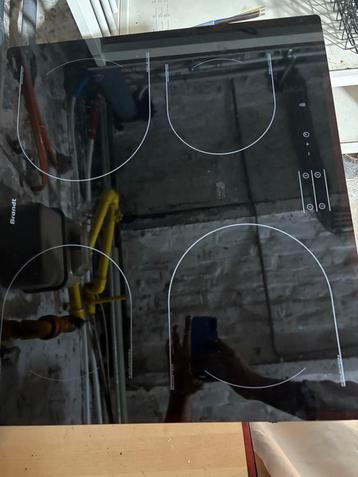Taque a induction neuf jamais utilisé de marque brandt, Electroménager, Enlèvement, Neuf, Induction