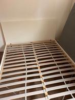Bedframe ikea met of zonder lattenbodems 160x200, Huis en Inrichting, Slaapkamer | Bedden, Ophalen, Zo goed als nieuw