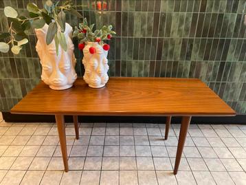 Vintage Deens design salontafel jaren ‘60  beschikbaar voor biedingen