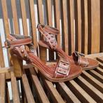 Bruine lederen sandalen - Vic Matié - maat 37, Ophalen, Bruin, Sandalen of Muiltjes, Zo goed als nieuw