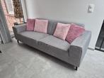 Comfortabele grijze stoffen bank, Huis en Inrichting, Ophalen, Driepersoons, 75 tot 100 cm, Zo goed als nieuw