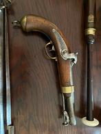 2 antieke wapens, Antiek en Kunst, Antiek | Overige Antiek, Ophalen