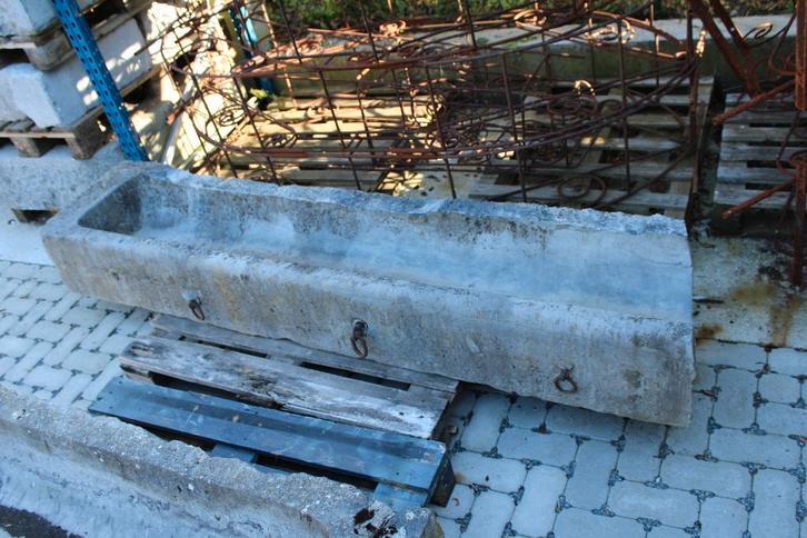 Arduin plantenbak in blauwe steen, Tuin en Terras, Bloembakken en Plantenbakken, Gebruikt, Steen, Tuin, Minder dan 30 cm, 100 cm of meer