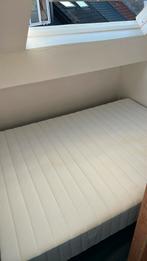 Matras en lattenbodems, Huis en Inrichting, Slaapkamer | Matrassen en Bedbodems, Ophalen, Tweepersoons, 140 cm, Zo goed als nieuw